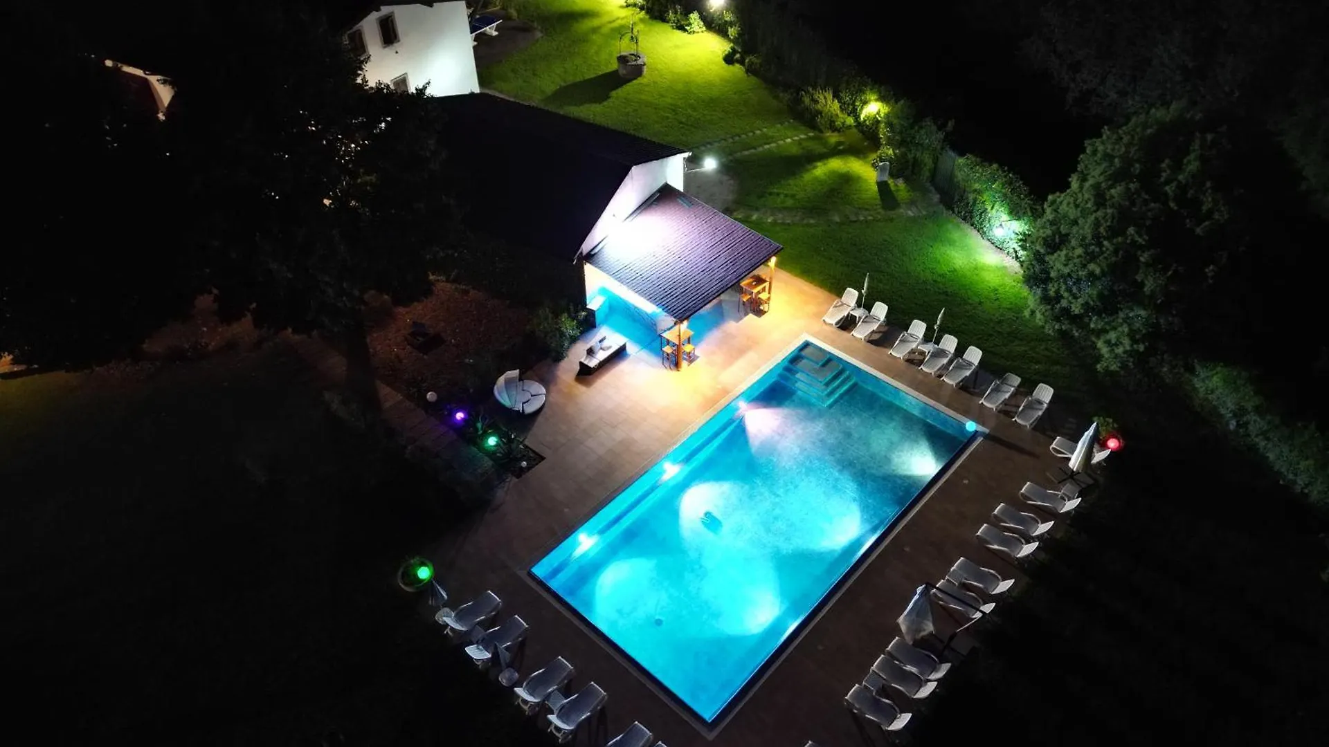 Campsite Villa Vitti'S - Verona Est Camping San Martino Buon Albergo