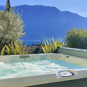 Magic Garden With Jacuzzi-pool And Luxury View Appartement Lenno
